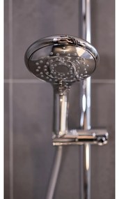 Úsporná chrómovaná sprchová hlavica Wenko Automatic, ø 11 cm