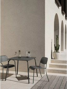 Kovový záhradný jedálenský stôl 80x80 cm Yua – Blomus