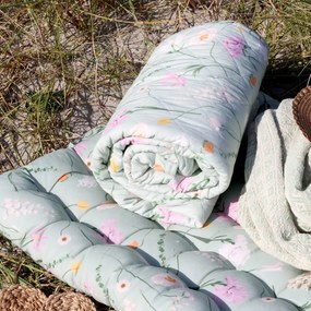 Chic Antique Prešívaný prehoz Aix Flowers Verte 180 × 130 cm