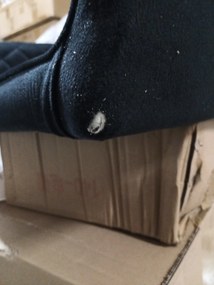 AKCIA Čierna zamatová stolička NOLA II. trieda