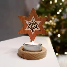 AMADEA Drevený svietnik hviezda s vkladom - ornament, masívne drevo, výška 10 cm