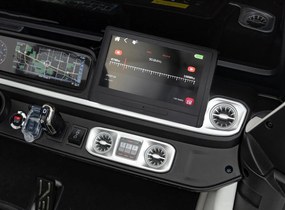 Ramiz Mercedes Benz G63 AMG XXL STRONG MP4 biely