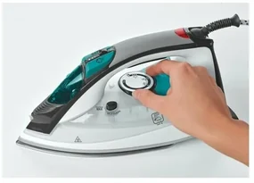 Polti Naparovacia žehlička VAPORELLA QUICK & COMFORT QC110