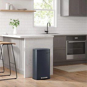 Kuchynský odpadkový kôš, pedálový, 30L, dymovo šedý