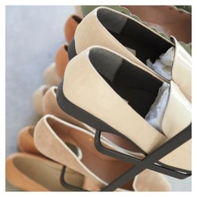 Čierny kovový stojan na topánky Tower Shoe Rack – YAMAZAKI