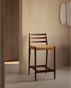 Hnedá/v prírodnej farbe barová stolička z dubového dreva (výška sedadla 65 cm) Analy – Kave Home