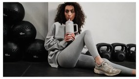 Svetlosivá termoska 1,18 l Quencher H2.O FlowState – Stanley