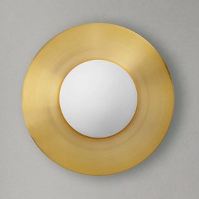 Nástenné svetlo Hat zo skla s mosadzným tanierom