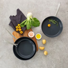Panvica s titánovým povrchom Ø 28 cm H: 5.5 cm - Sirius Terra Multi-layer Lunasol - 601207