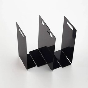 Čierne kovové stojany na uteráky v súprave 2 ks Tower – YAMAZAKI