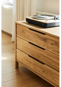 Nízka komoda z dubového dreva v prírodnej farbe 140x64 cm Twig – The Beds