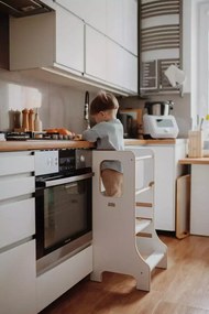 Učiaca veža Montessori pre deti biela