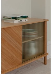 Vitrína z dubového dreva s posuvnými dverami v prírodnej farbe 135x73,5x48 cm Italic – UMAGE