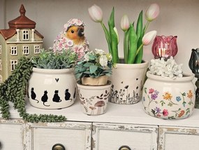 Béžový keramický obal na kvetináč s lúčnymi kvetmi Flora And Fauna S - Ø 12*11cm