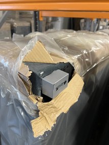 AKCE Tmavě šedá rozkládací rohová pohovka ZENOVA 220x140 cm, oboustranná II. jakost