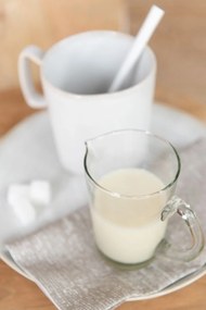 Transparetný sklenený džbánok Ella S - 11*6*9cm / 150ml