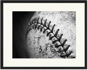 Fotografia v ráme Old Worn Baseball, rôzne veľkosti