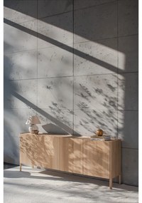 Komoda z dubového dreva v prírodnej farbe 220x85x42 cm Dvor – Gazzda