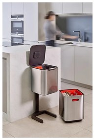 Oceľový odpadkový kôš na triedený odpad v striebornej farbe 40 l Totem Compact – Joseph Joseph