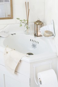 Ib Laursen Smaltovaná nástenná mydelnička