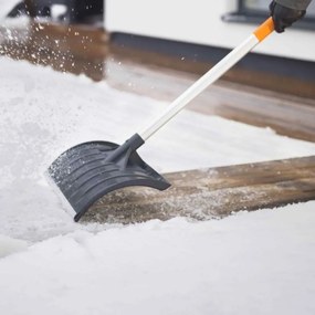 Fiskars SnowXpert Odhŕňač snehu Roller (143011) 1003471