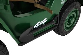 Ramiz Retro silné vojenské auto pre 3 deti Zelené + pohon 4x4 + úložné priestory + EVA + pomalý štart + MP3 LED