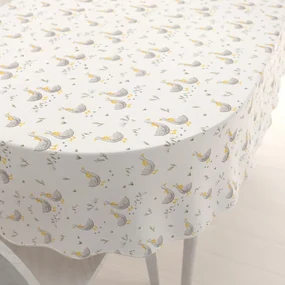 Biante Detský bavlnený oválny obrus Sandra SA-585 Sivé husičky na bielom 140x180 cm
