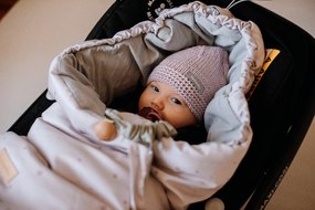 Beztroska zavinovacia deka do autosedačky LITTLE MIRACLES