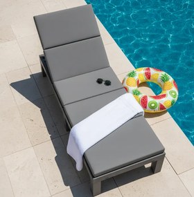 Robustné záhradné ležadlo k bazénu a na terasu - sivé s vankúšom