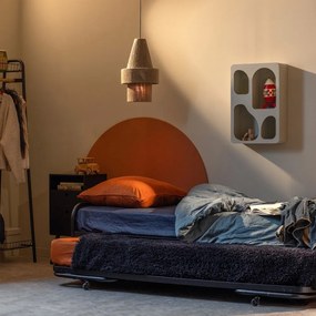 Čierna kovová jednolôžková posteľ skladacia s roštom 90x200 cm Lucy – WOOOD