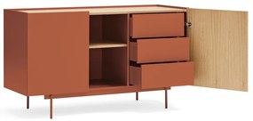 Nízka komoda v dekore duba v tehlovo-prírodnej farbe 130x78 cm Otto – Teulat