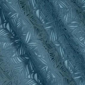 Dekorstudio Zamatový dekoračný záves s reliéfnym vzorom OCTAVIA v modrej farbe Uchytenie závesu: Dekoračné kolieska