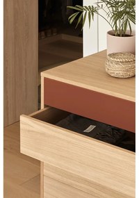 Tehlovočervená komoda v dubovom dekore so zásuvkami Teulat Yoko