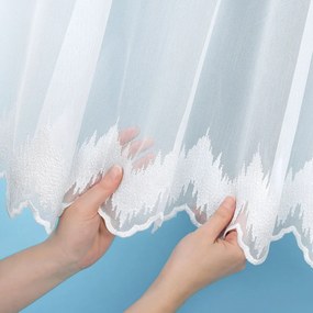 Biela záclona s perleťovo vytkávanou bordúrou cikcak do oblúčka ZAC-029 výška 295 cm Iba metráž