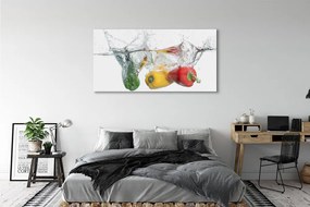 Obraz plexi Farebné papriky vo vode 140x70 cm
