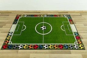Detský koberec Rainbow 11377/130 futbalové ihrisko, zelený