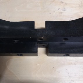 AKCIA Svetlosivá stolička BALI MARK so zamatovým podsedákom II. akosť