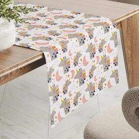 Biante Detský bavlnený behúň na stôl Sandra SA-562 Spiace jednorožce medzi hviezdičkami na bielom 45x140 cm