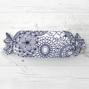 Biante Vankúš valec bonbon Sandra SA-274 Tmavo modré mandaly na bielom 15x40 cm