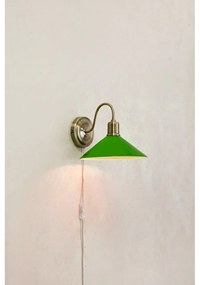 Nástenné svietidlo v zeleno-mosadznej farbe Vela – Markslöjd