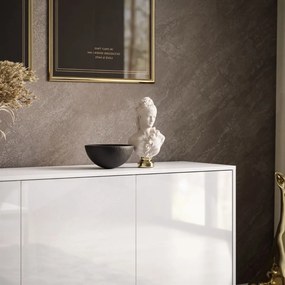 KOMODA ALWIN BIELA VYSOKÝ LESK 153cm ČIERNE NOŽIČKY