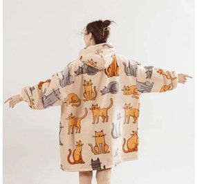 Baránková mikinová deka s rukávmi a kapucňou COLORED CATS krémová