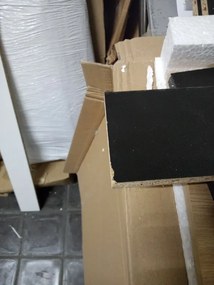 AKCIA Jedálenský stôl MADO čierny s doskou v dekore dub artisan 80x80cm II. akosť