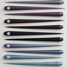 ester & erik Sviečka Taper 32 cm – 75 Raw Black – set 2 ks