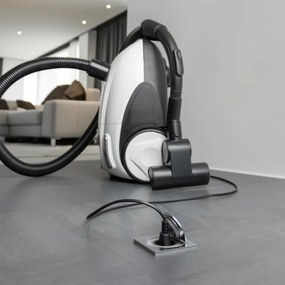 Brilagi - Vonkajšia vstavaná podlahová zásuvka IP55 matný chróm štvorcový