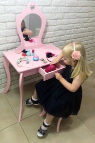 Ružový detský toaletný stolík s taburetkou