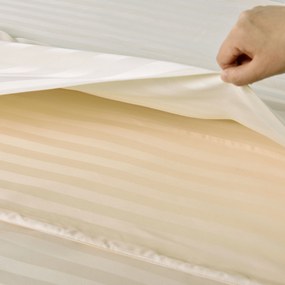 Hotelové obliečky z mikrovlákna JASMINE šampanské - prúžok 2 cm, hotelové vrecko Rozmer obliečky: 70 x 90 cm | 140 x 200 cm