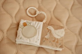Závesná textilná knižka s aktivitami Newborn Naturals