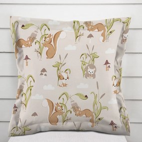Biante Detská bavlnená obliečka na vankúš s lemom Sandra SA-695 Veveričky a ježkovia na svetlo béžovom 60 x 60 cm