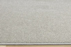 Metrážny koberec Platino 74 sivý